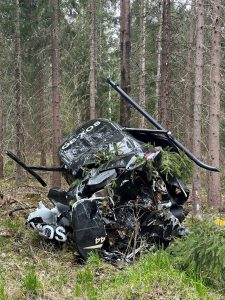 euran-kopteriturma-helikopterin-oe-xos-runkoa_54645102891_l